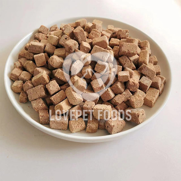 Freeze-dried salmon squash