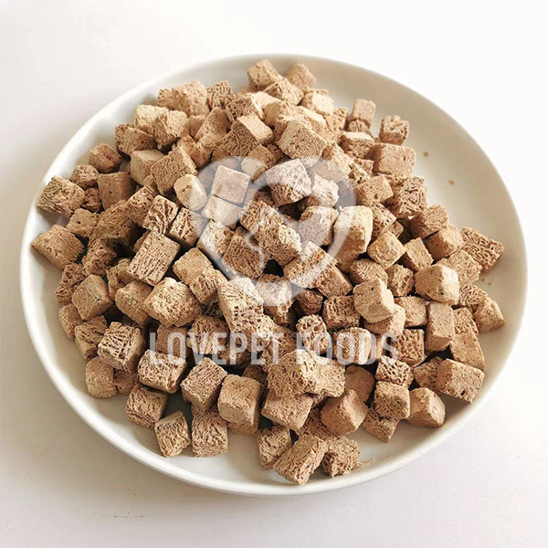 Freeze-dried salmon cranberries